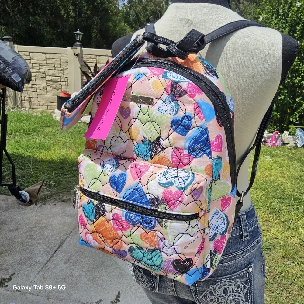 NWT BETSEY JOHSON MID SIZE BACKPACK w/POUCH